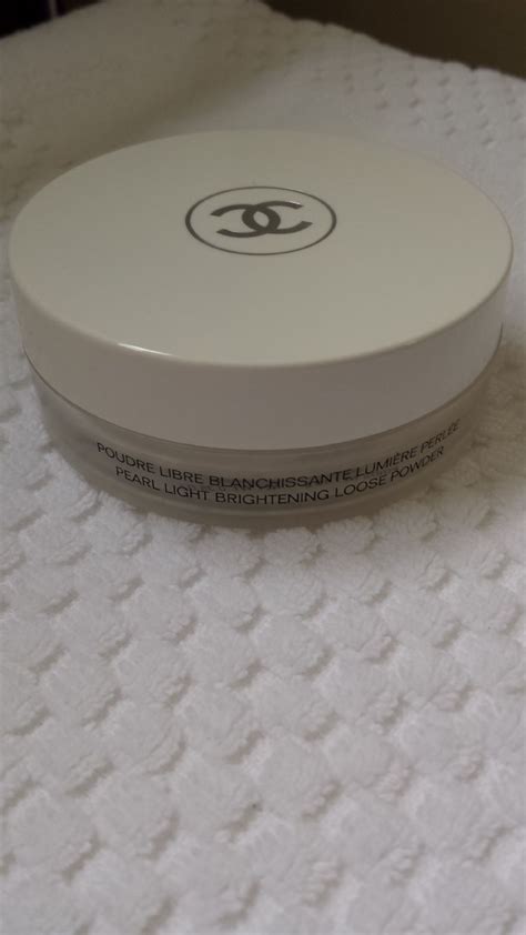 chanel le blanc pearl light brightening loose powder review